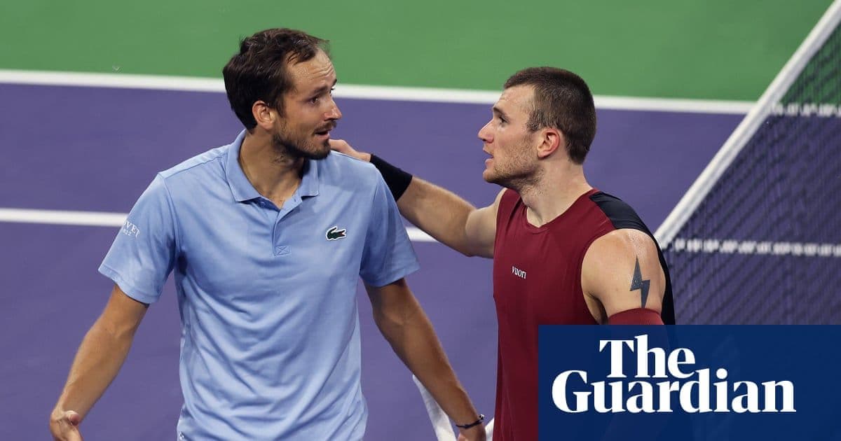 Medvedev Advances at Indian Wells After Controversial Hindrance Ruling Ends Draper's Title Defense