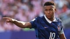 Mbappe Fires Back at Paraguayan Senator Over Racist Social Media Posts