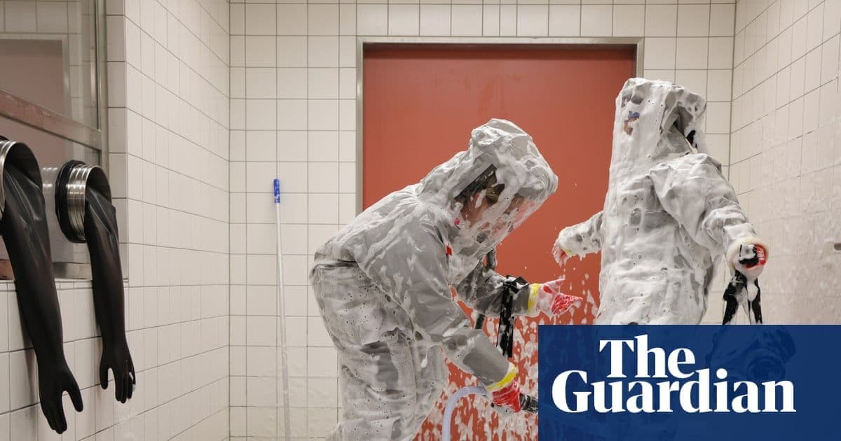 Second American Ebola Patient Transferred to Germany as Trump Blocks DRC Flights