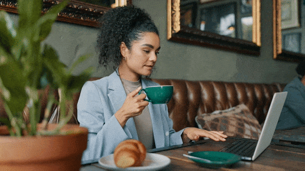 5 Coffee Shop Behaviors an Etiquette Expert Wants You to Stop Immediately