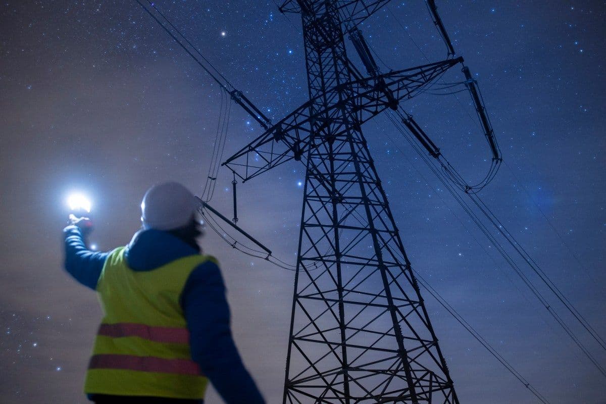 How a Dublin Startup and Samsung Are Using Batteries to Solve the Grid's Biggest Problem