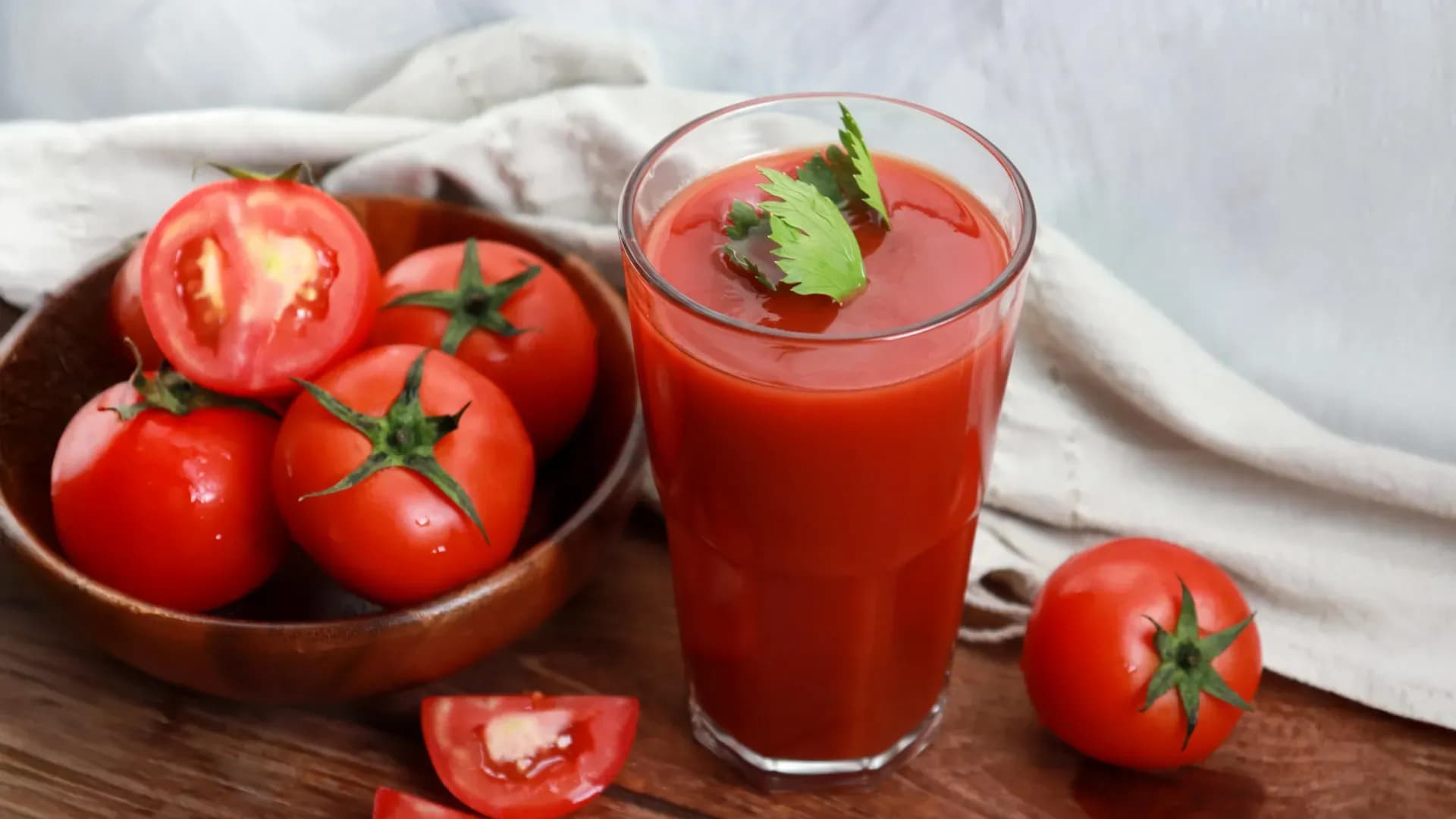 How a Tomato-Soy Juice Quietly Fought Inflammation in Just One Month