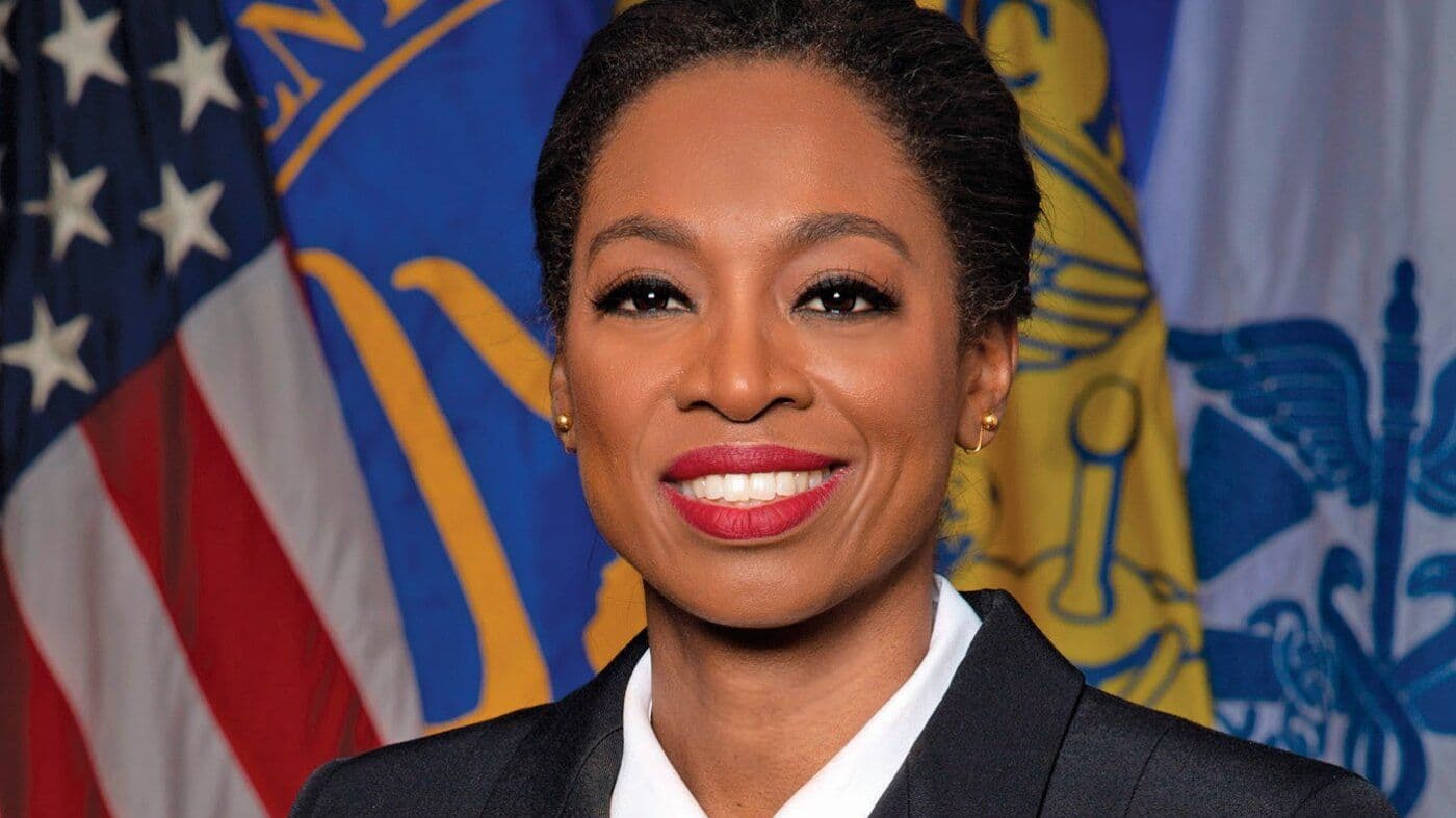 Dr. Erica Schwartz Steps Before Senate in Bid to Lead a Struggling CDC