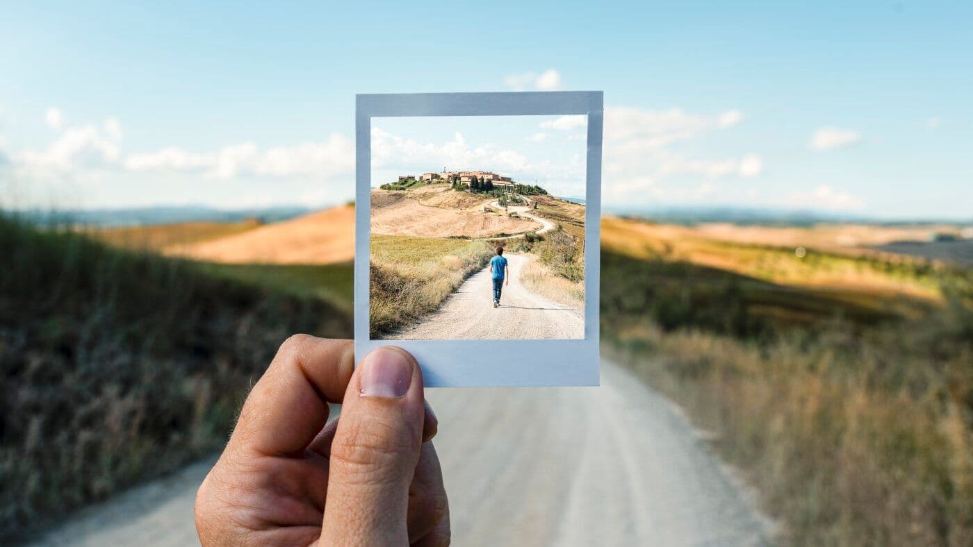 Seeing and Imagining Use the Same Neural Pathways in the Brain