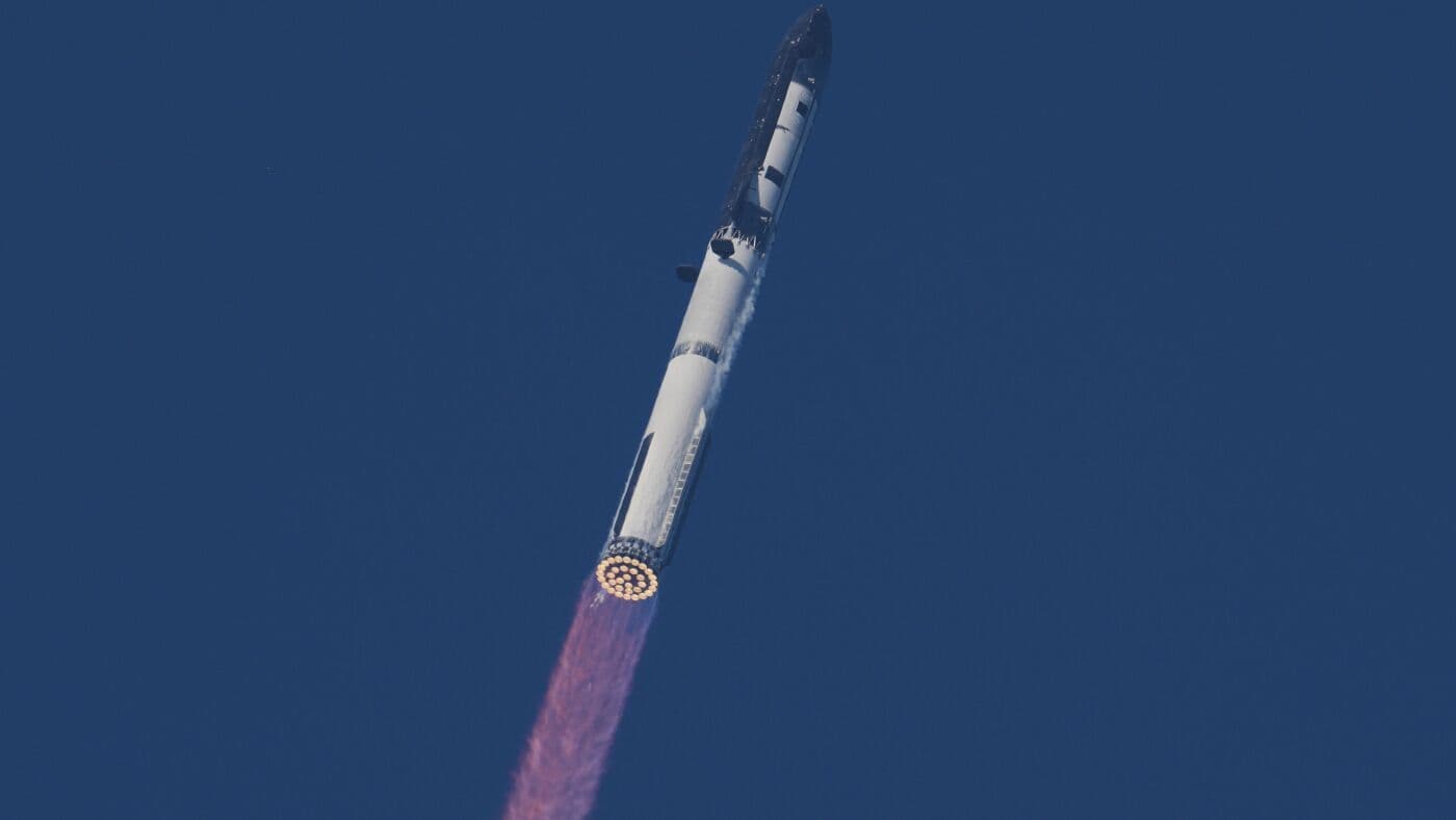 SpaceX's Most Powerful Starship Ever Completes Historic Test Flight, Bringing Moon Landing Closer