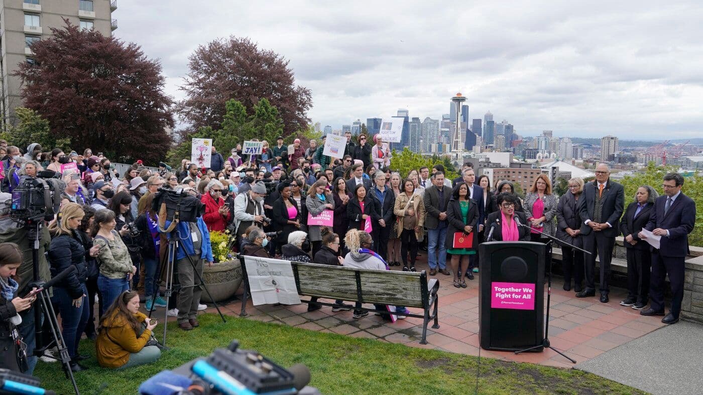 Planned Parenthood Launches 'Just In Case' Abortion Pill Program in Washington and Hawaii