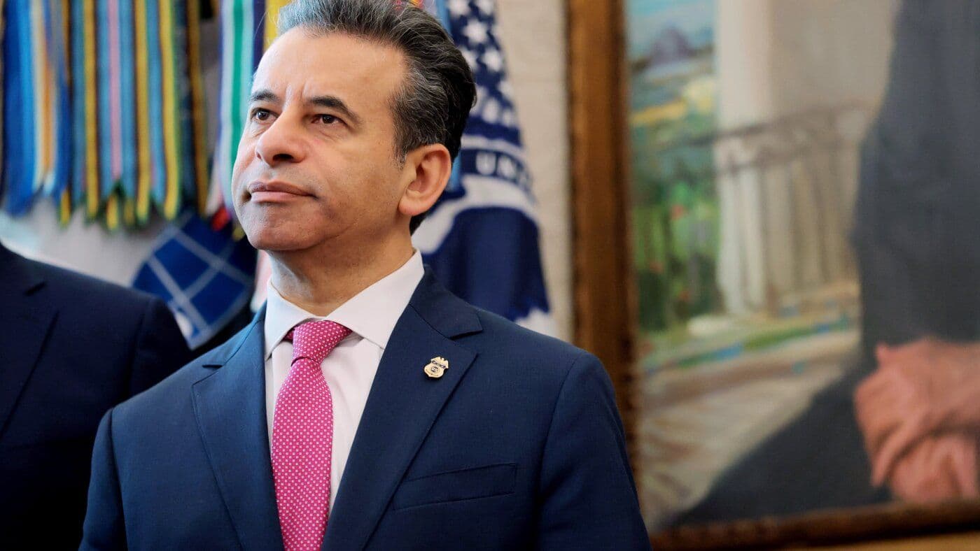 Dr. Marty Makary Steps Down as FDA Commissioner After 13 Months of Controversy