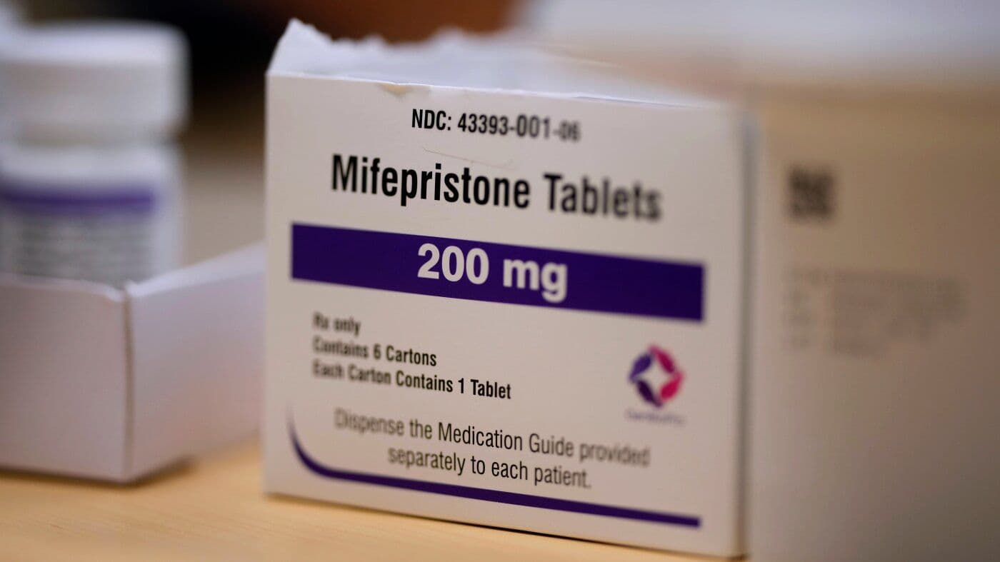 Federal Appeals Court Blocks Mifepristone Mailing, Threatening Abortion Access Nationwide