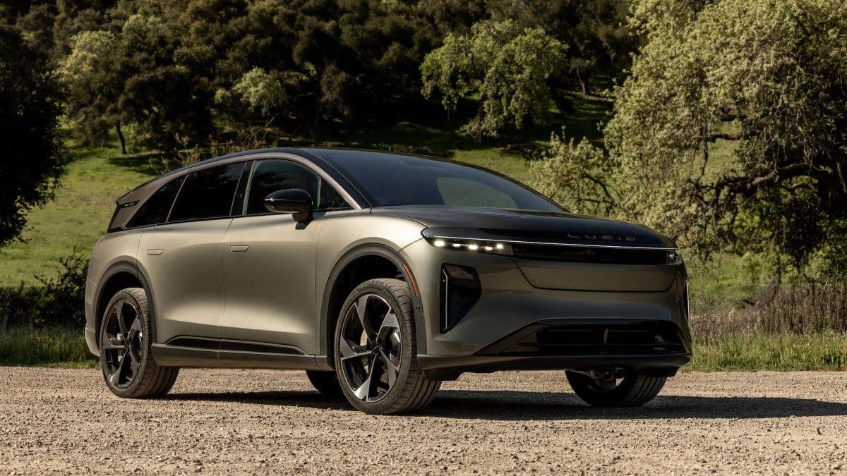 Lucid Motors Loses Senior Executive as New CEO Reshapes Leadership Team